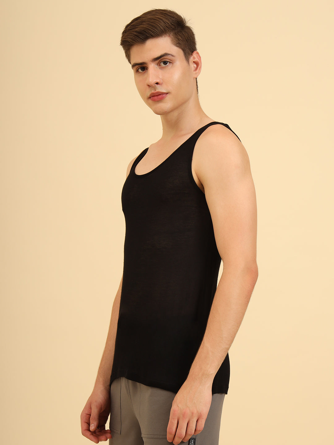 Flexy Feel Comfy Light Sleeveless Sando Black