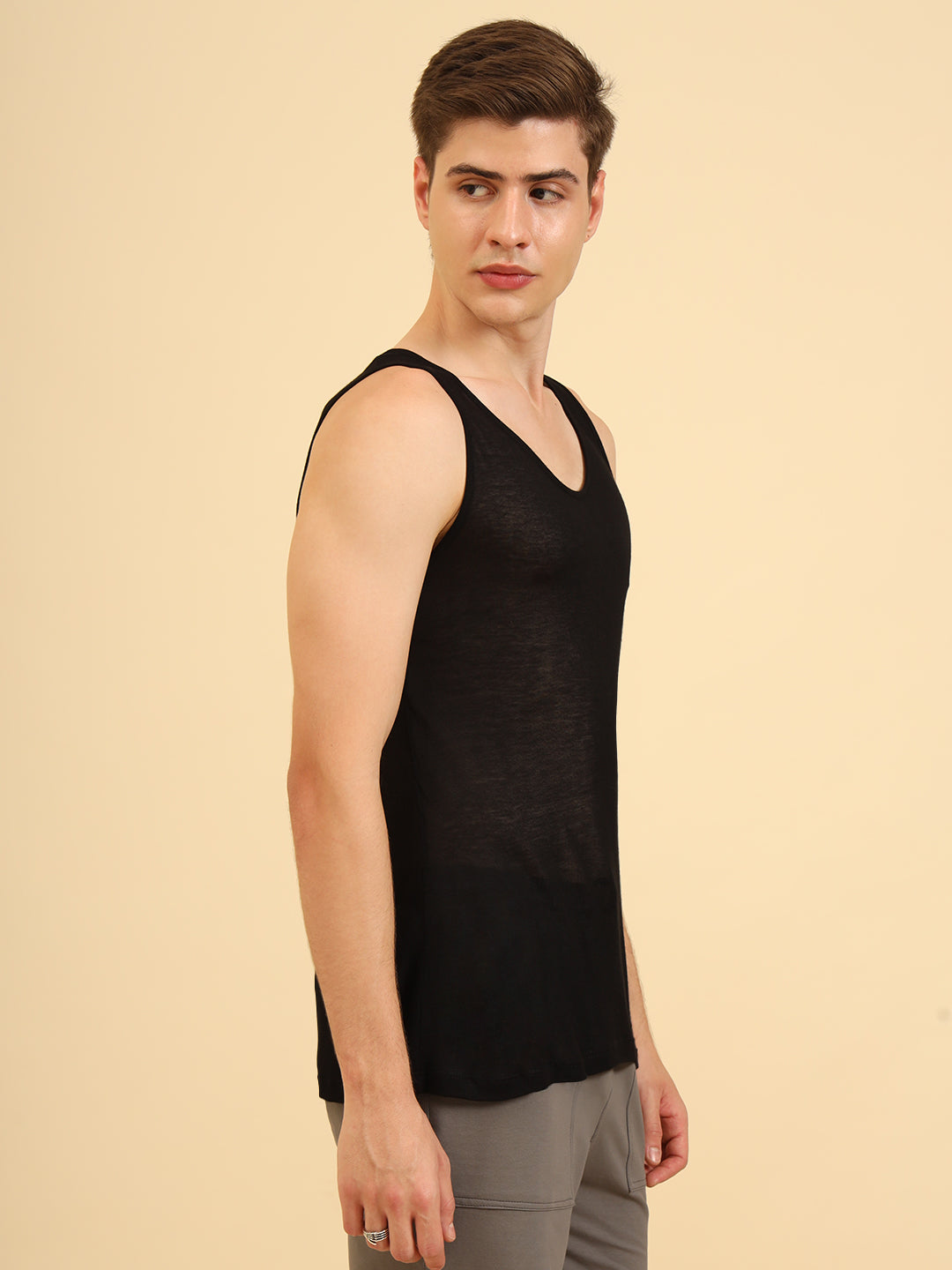 Flexy Feel Comfy Light Sleeveless Sando Black